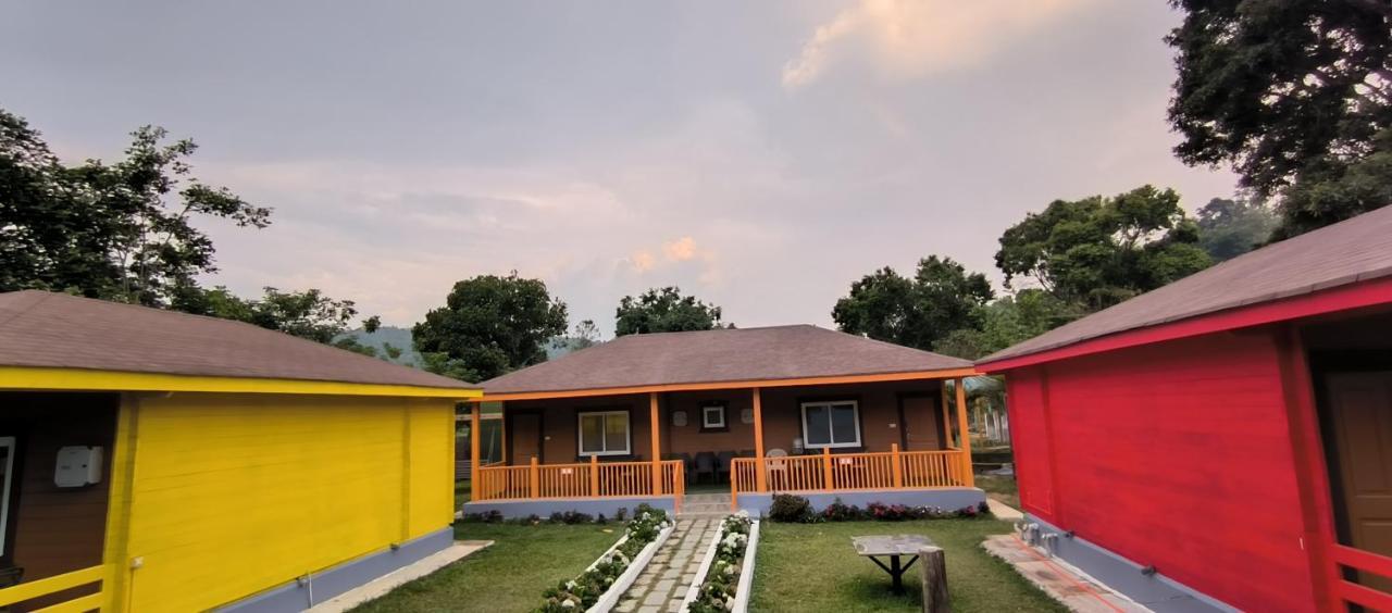 The Laughing Woods Ac Resort Котагири Экстерьер фото